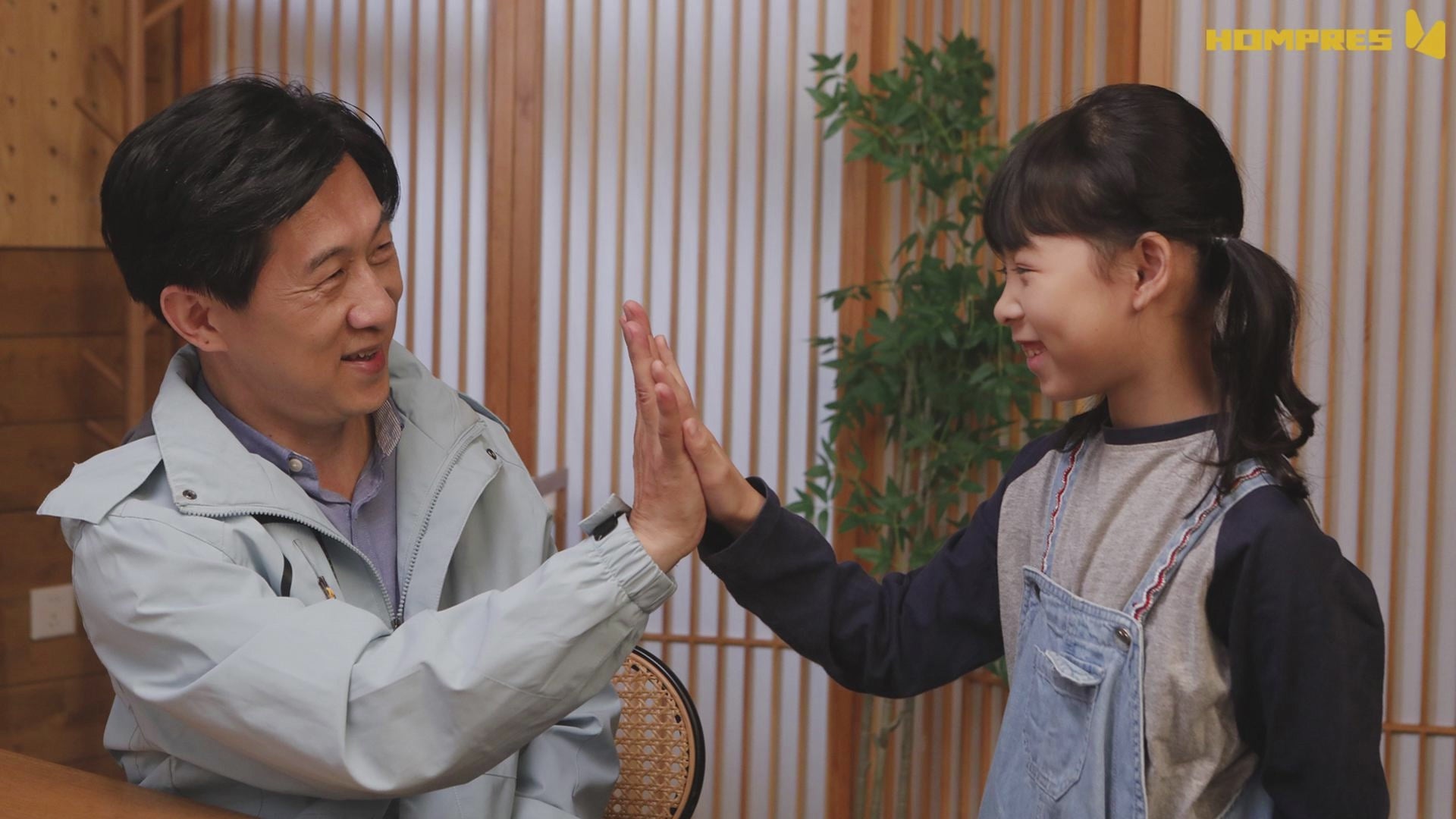 動画を読み込む: 